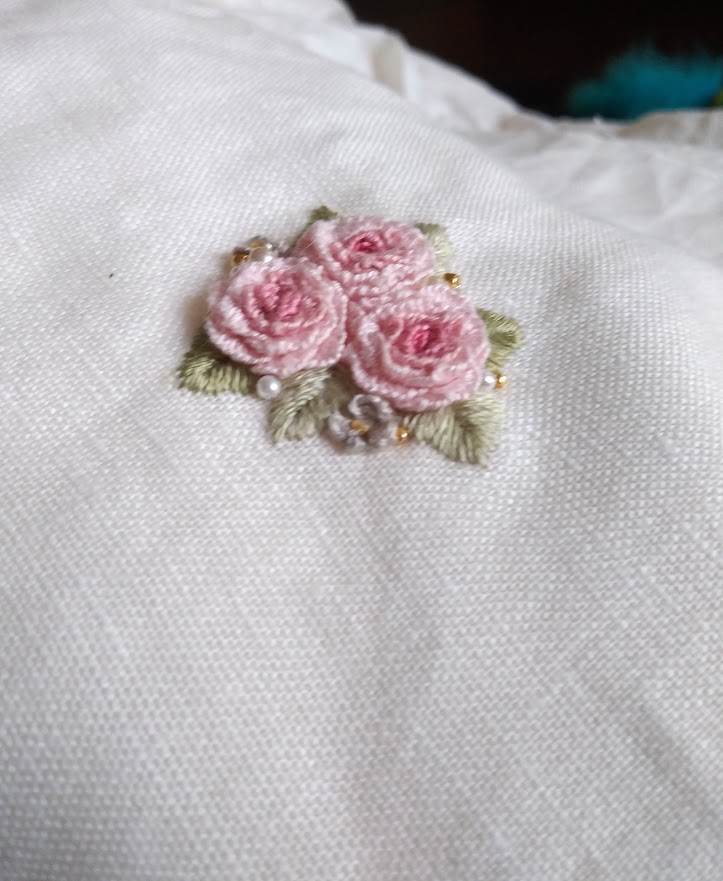 レイズドローズステッチ