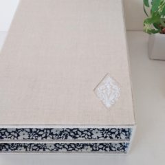 タブレットのサイズに合わせた収納ボックス