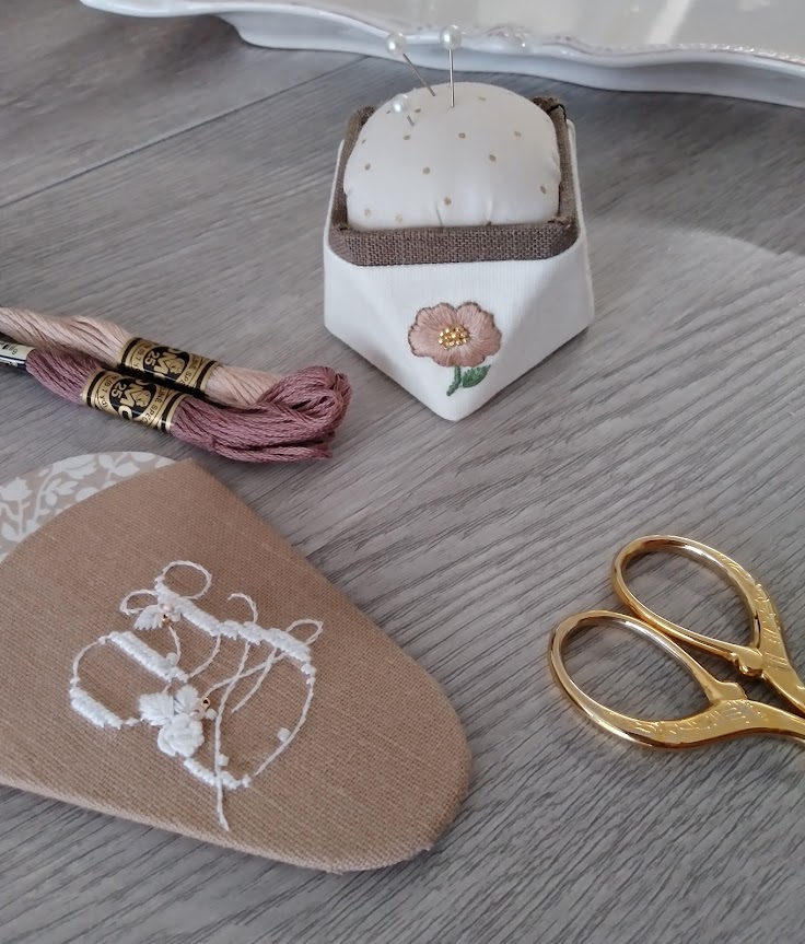 ピンクッション